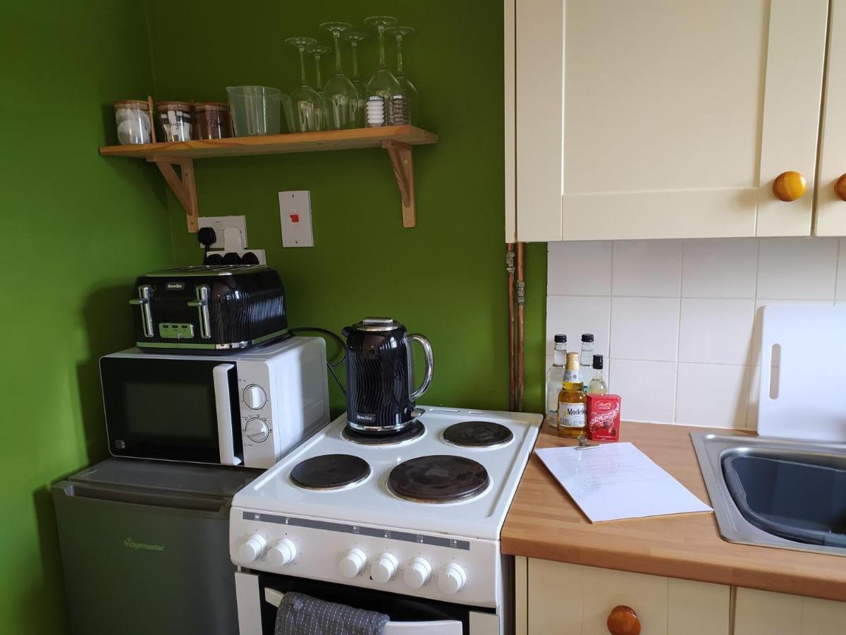 Garden Flat At The Infamous Piltdown Man Pub Apartment Fletching Exterior foto